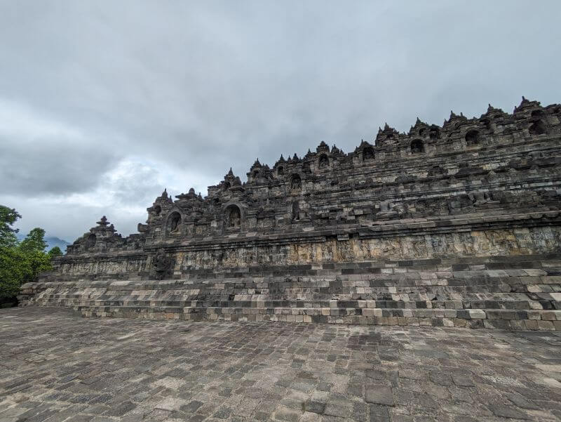 Estructura del templo Borobudur, uno de los templos de Yogyakkarta mas impresionantes